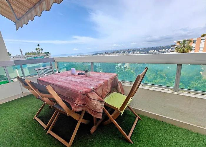 2 Bedroom Flat With Terrasse & Car-park Ouest * 尼斯